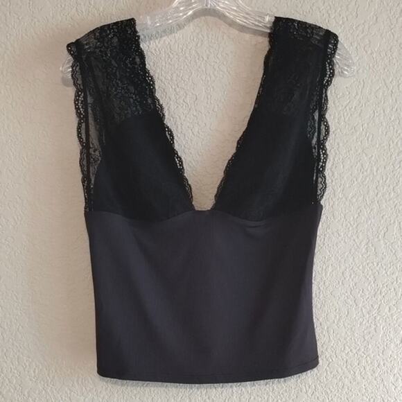 Intimately Free People NWT Power Play Bittersweet Black Lace Camisole Tank Top L - Picture 2 of 10